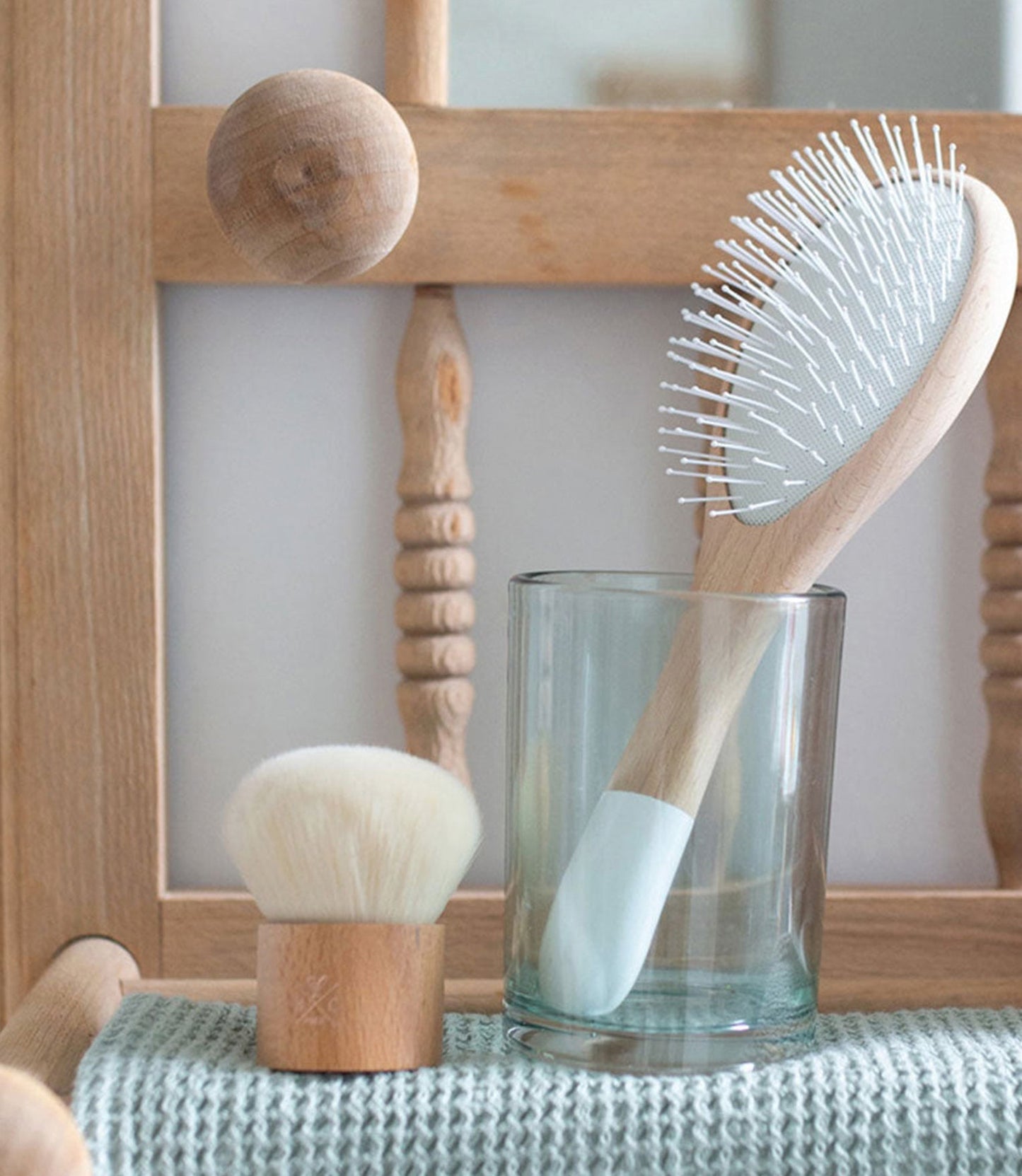 001 Wooden Detangling Hair Brush with Nylon bristles